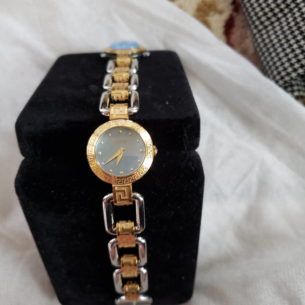COPY - Versace Medusa Link Watch